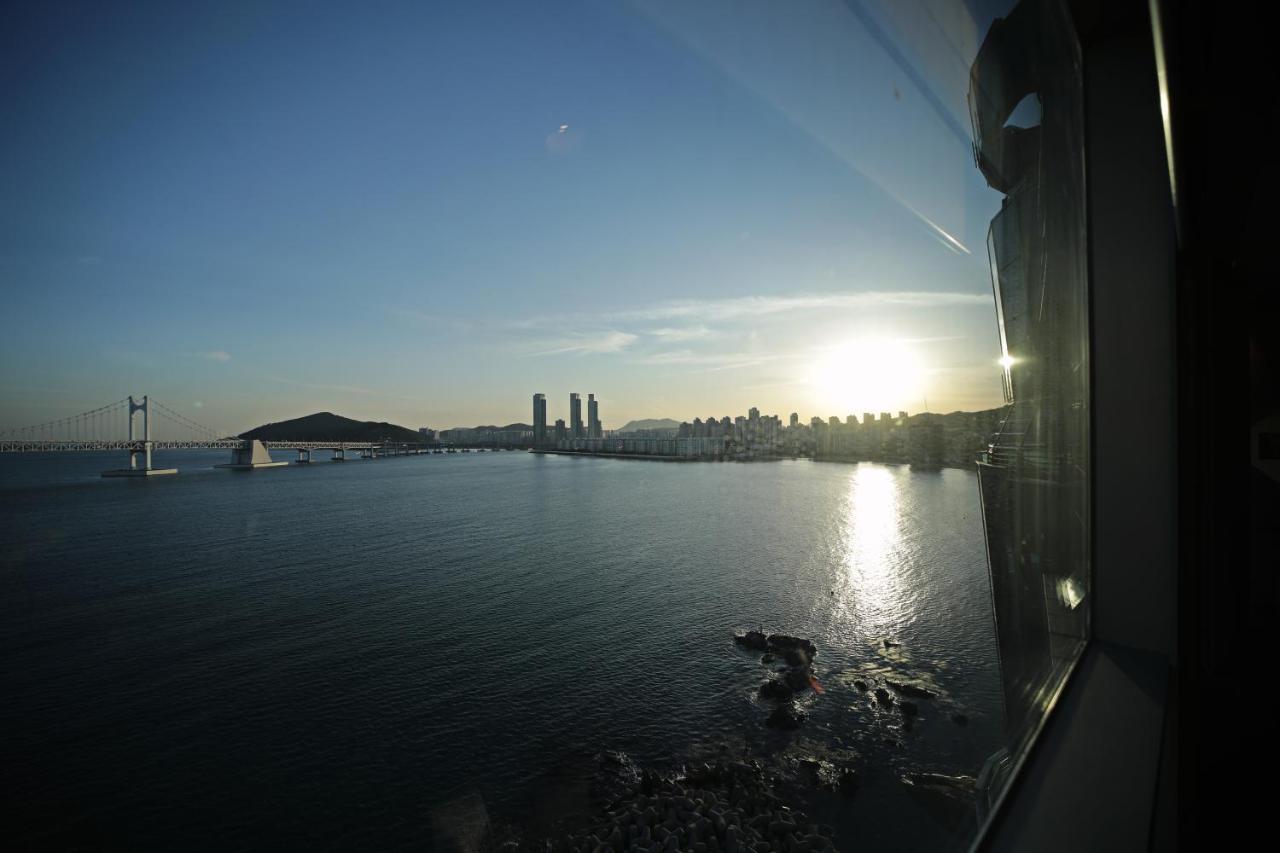 Best Louis Hamilton Hotel Gwangan Busan Exteriör bild